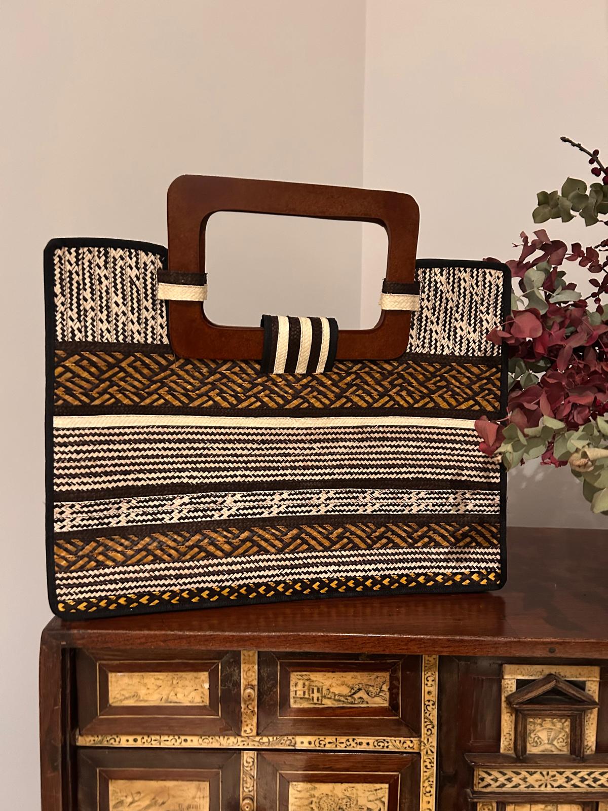 Bolso "Guatapé" asa rectangular 09