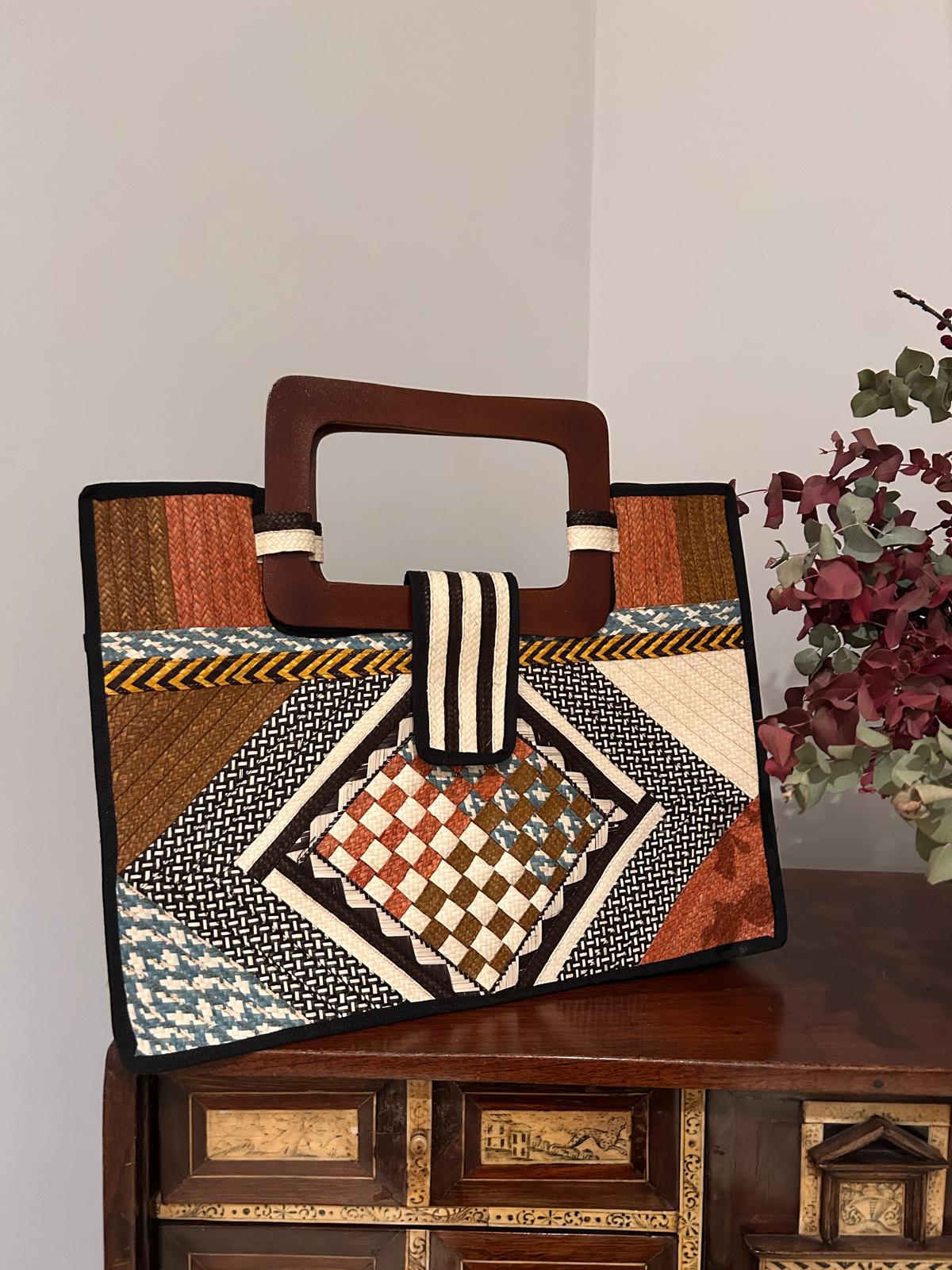 Bolso "Guatapé" asa rectangular 06