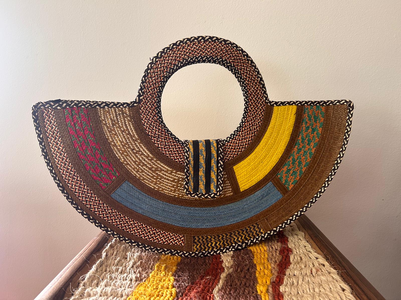 Bolso "Guatapé" turquoise con asa tejida 01