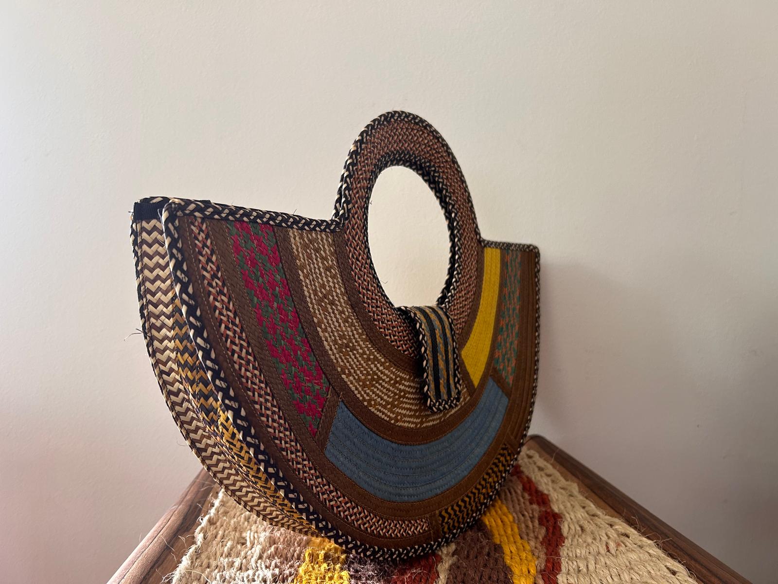 Bolso "Guatapé" turquoise con asa tejida 02