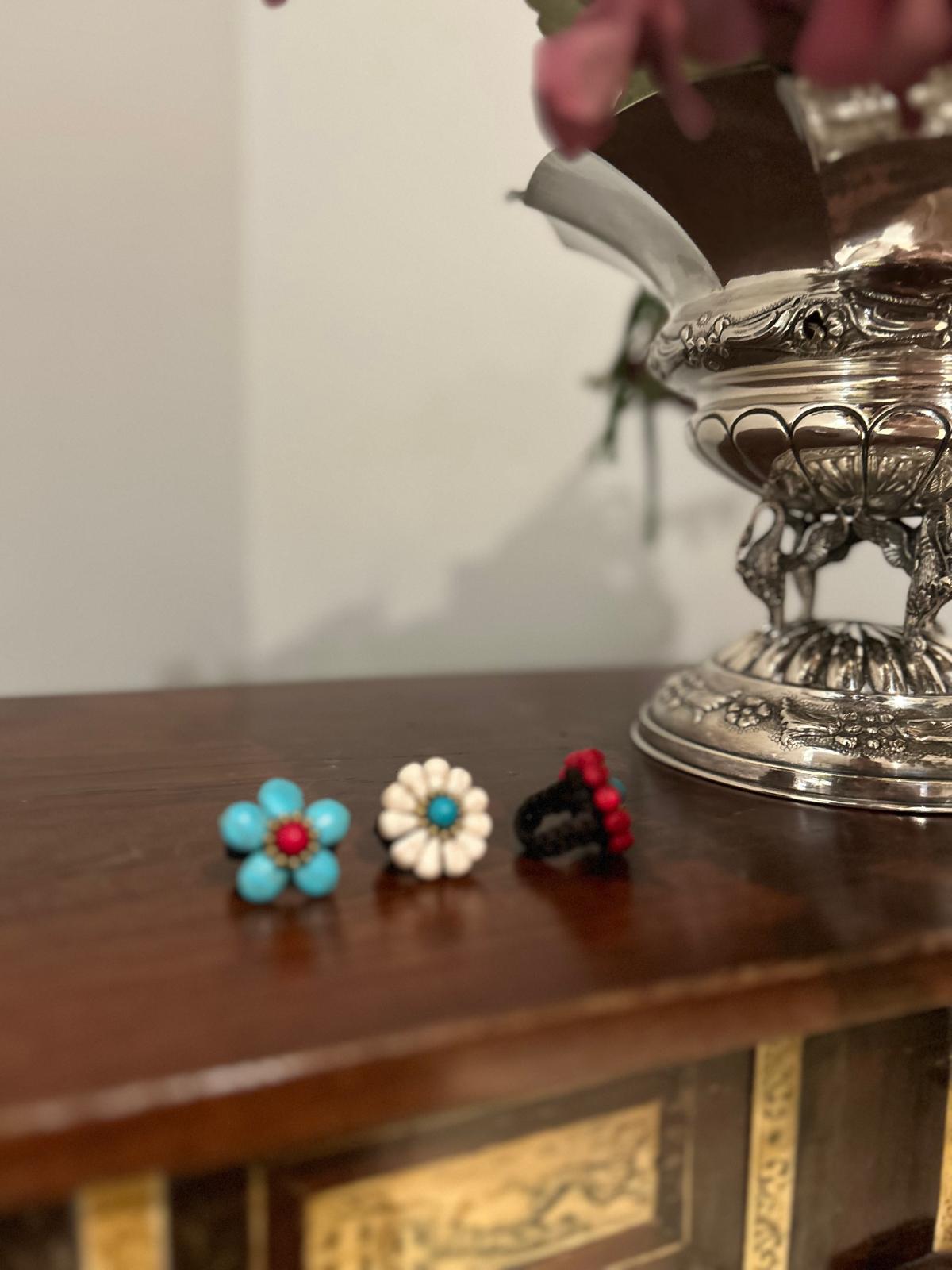 Anillo de semillas turquesa