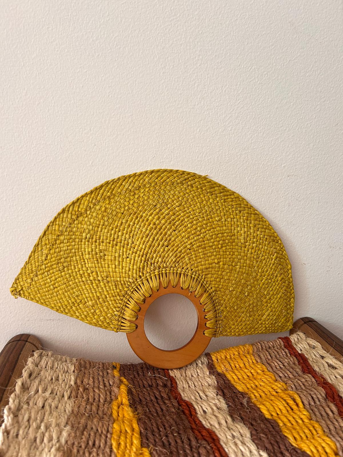 Abanico "Muiscas" aceituna