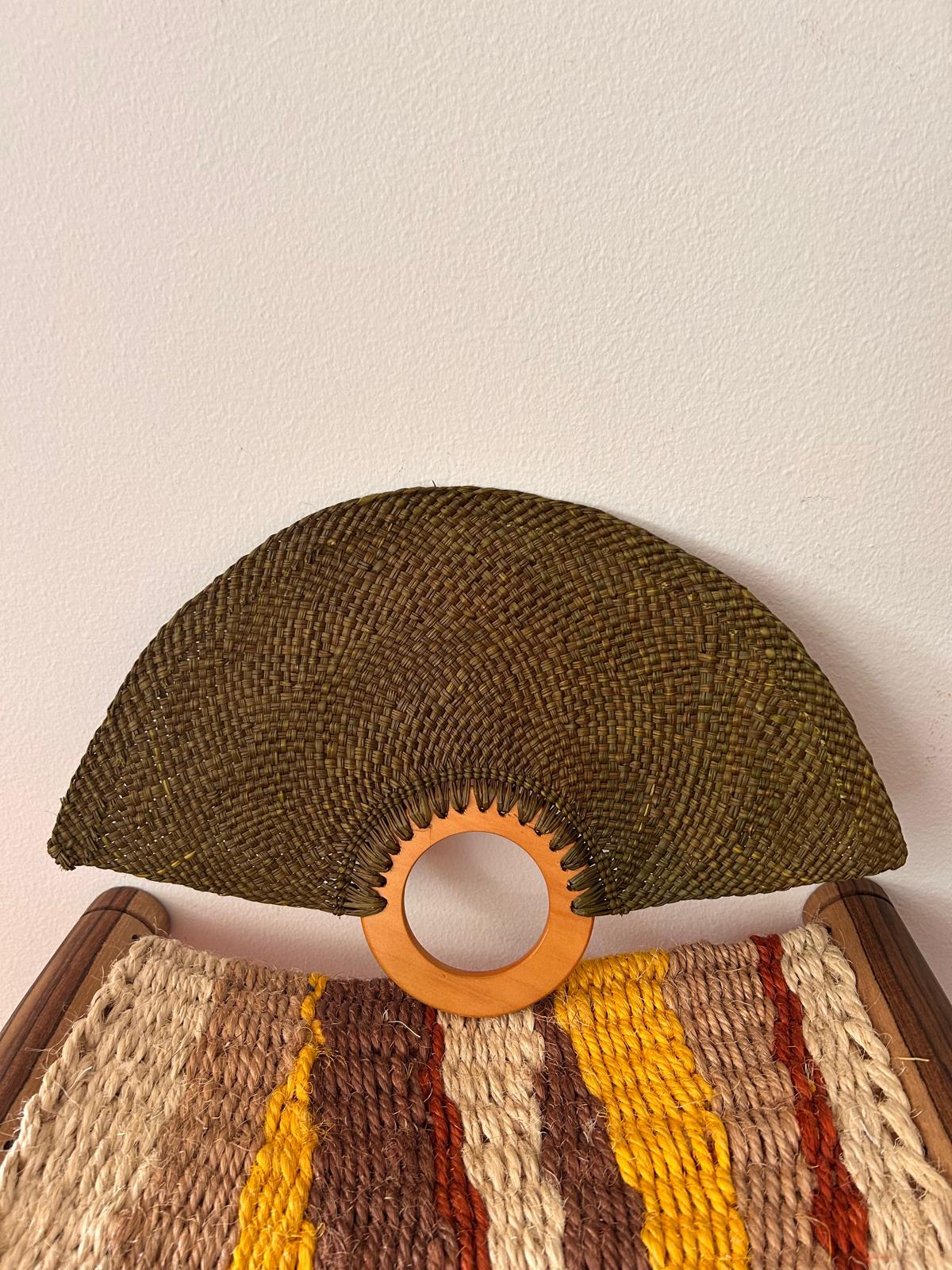 Abanico "Muiscas" verde oscuro