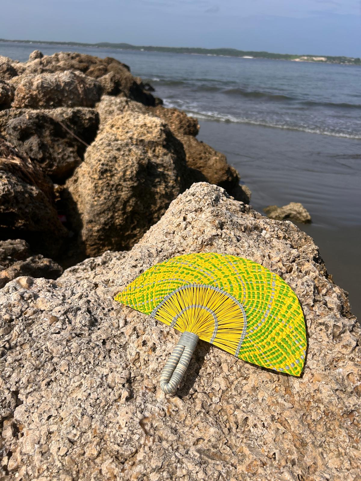 Abanico "Tunja" amarillo