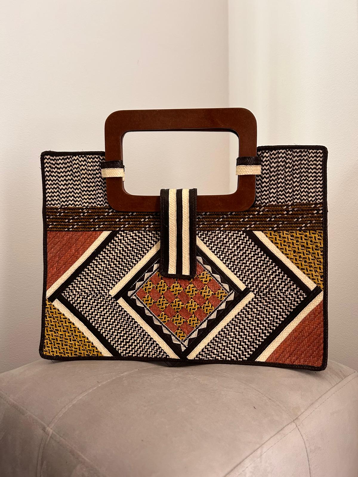 Bolso "Guatapé" asa rectangular 05