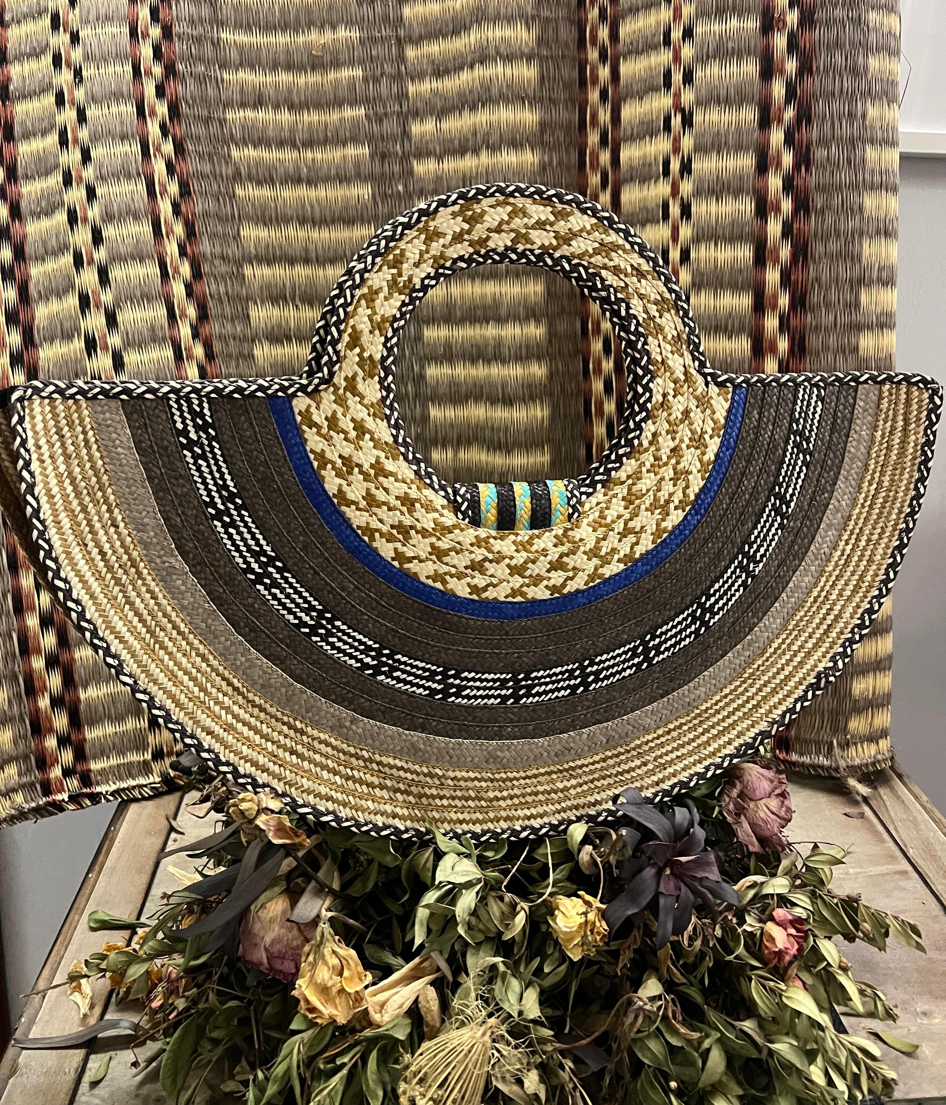 Bolso "Guatapé" turquoise con asa tejida 06