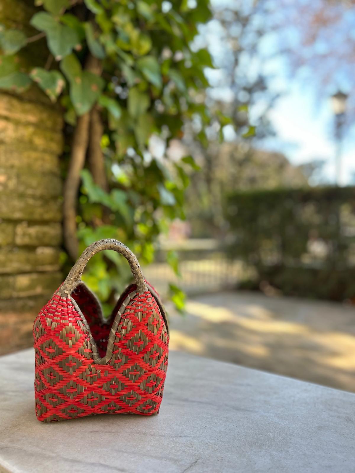 Bolso "Mini Brunita" triángulo rojo y marrón