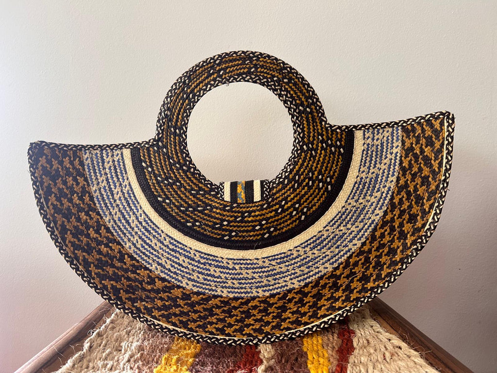 Bolso "Guatapé" fresón con asa tejida 03