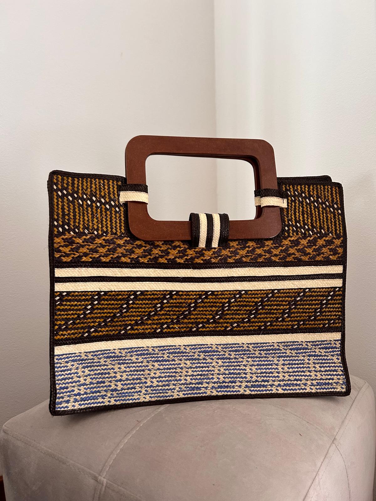 Bolso "Guatapé" asa rectangular 03