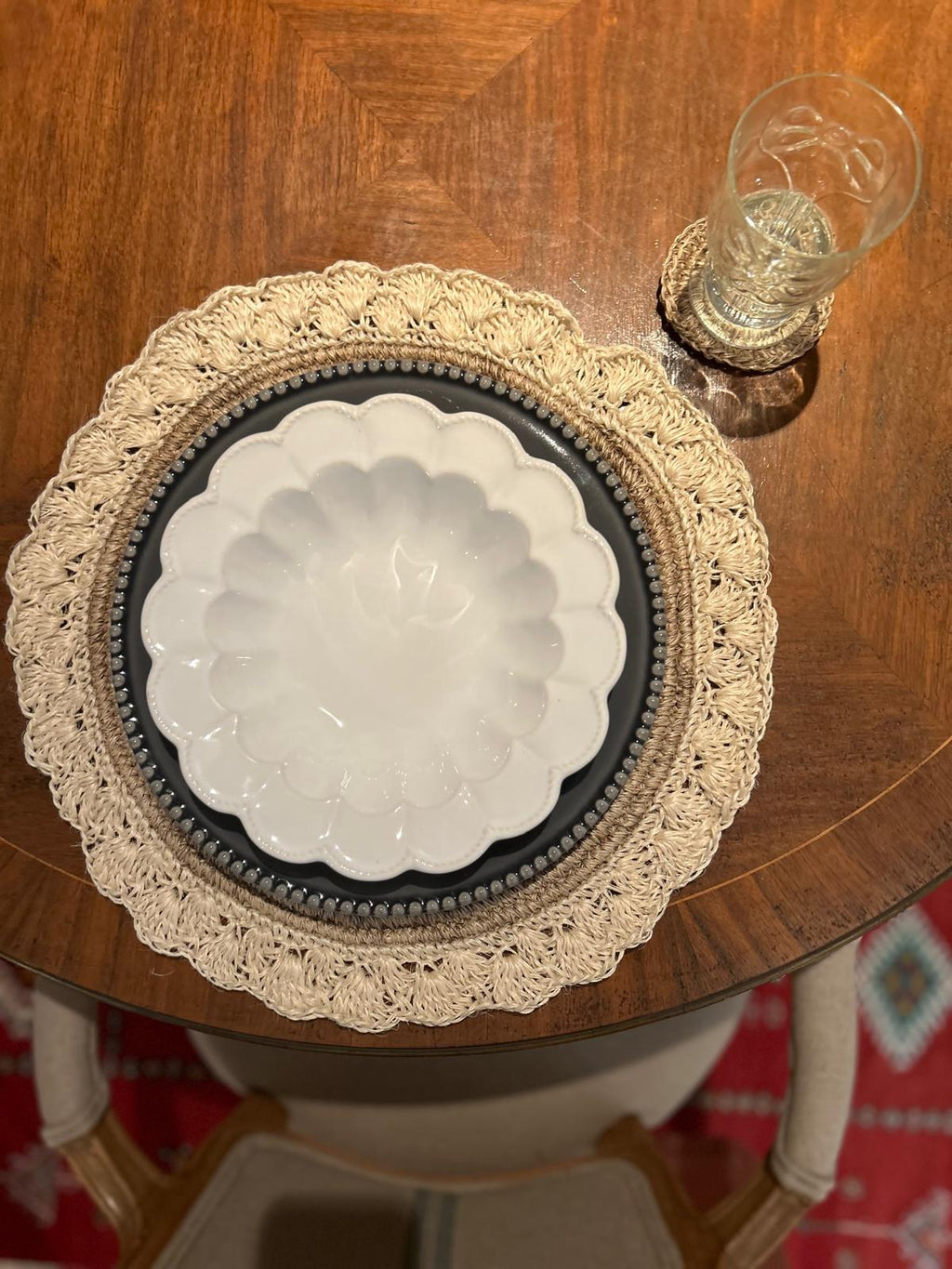 Set de 2 manteles individuales y posavasos festoneado en crudo